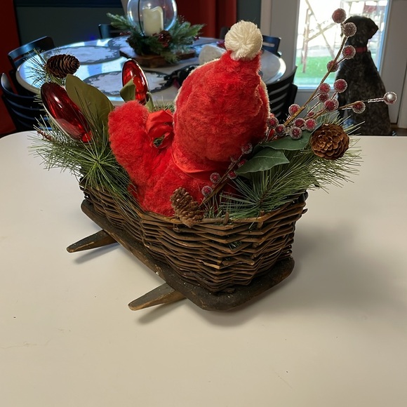 Antique Santa in Cradle centerpiece- will ship same day - Picture 6 of 6